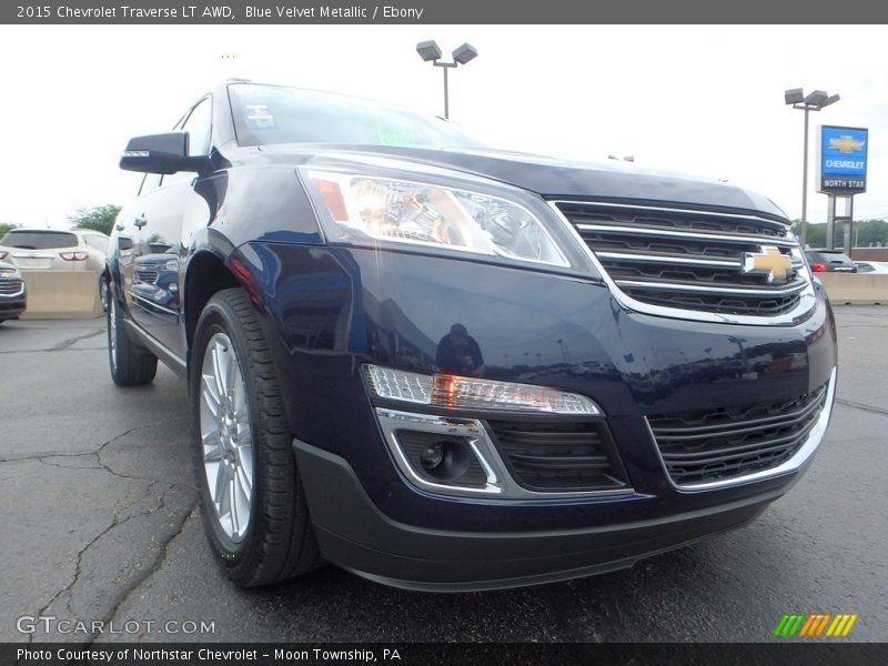 Blue Velvet Metallic / Ebony 2015 Chevrolet Traverse LT AWD