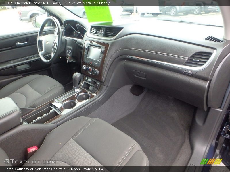 Blue Velvet Metallic / Ebony 2015 Chevrolet Traverse LT AWD