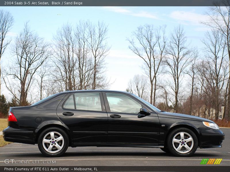 Black / Sand Beige 2004 Saab 9-5 Arc Sedan