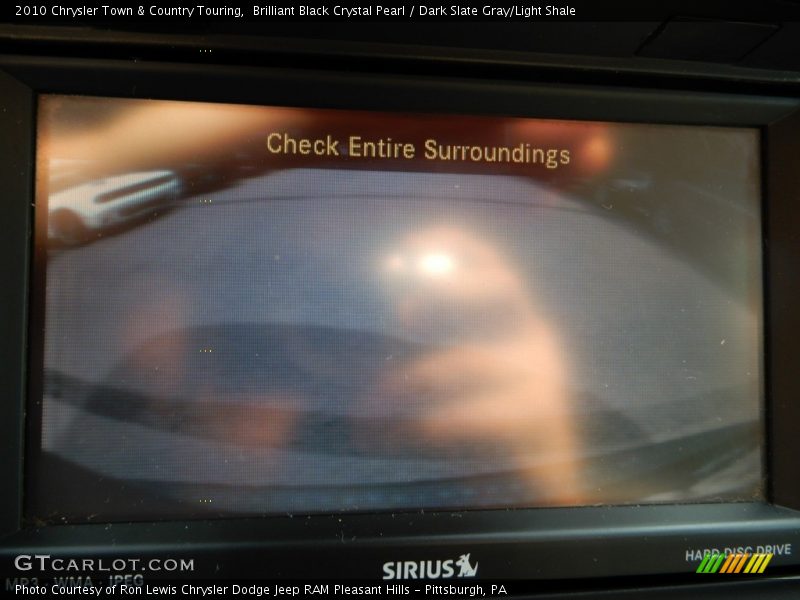 Brilliant Black Crystal Pearl / Dark Slate Gray/Light Shale 2010 Chrysler Town & Country Touring