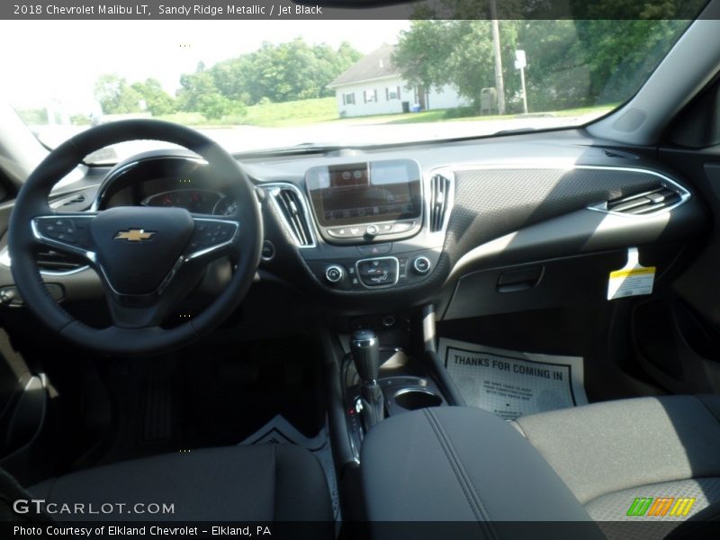 Sandy Ridge Metallic / Jet Black 2018 Chevrolet Malibu LT