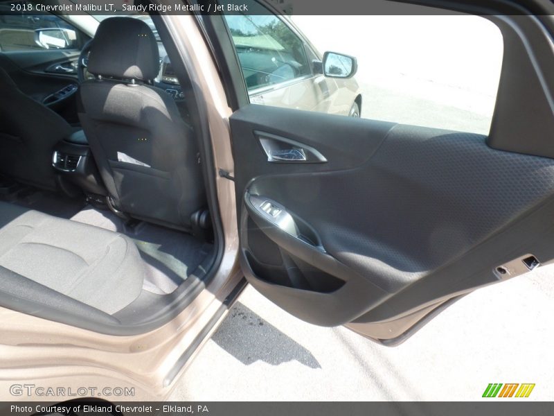 Sandy Ridge Metallic / Jet Black 2018 Chevrolet Malibu LT
