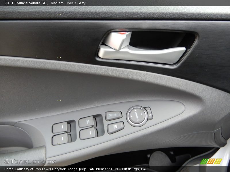 Radiant Silver / Gray 2011 Hyundai Sonata GLS