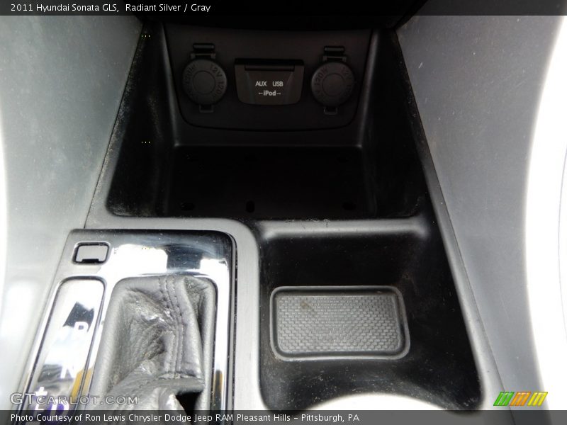 Radiant Silver / Gray 2011 Hyundai Sonata GLS