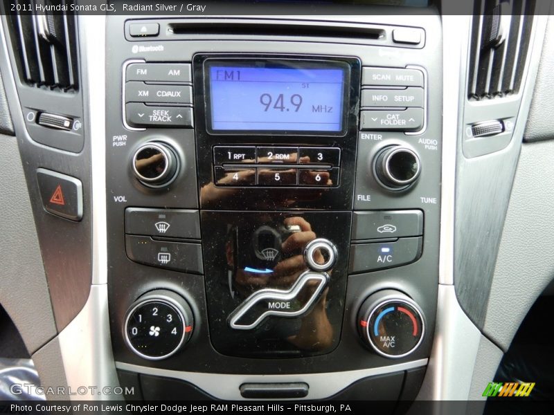 Radiant Silver / Gray 2011 Hyundai Sonata GLS