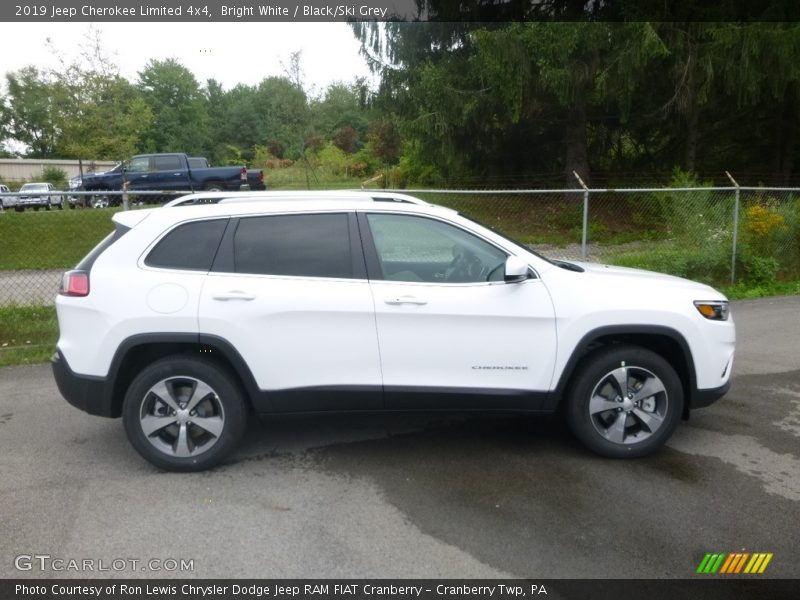 Bright White / Black/Ski Grey 2019 Jeep Cherokee Limited 4x4