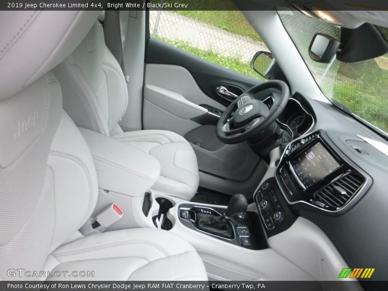 Bright White / Black/Ski Grey 2019 Jeep Cherokee Limited 4x4