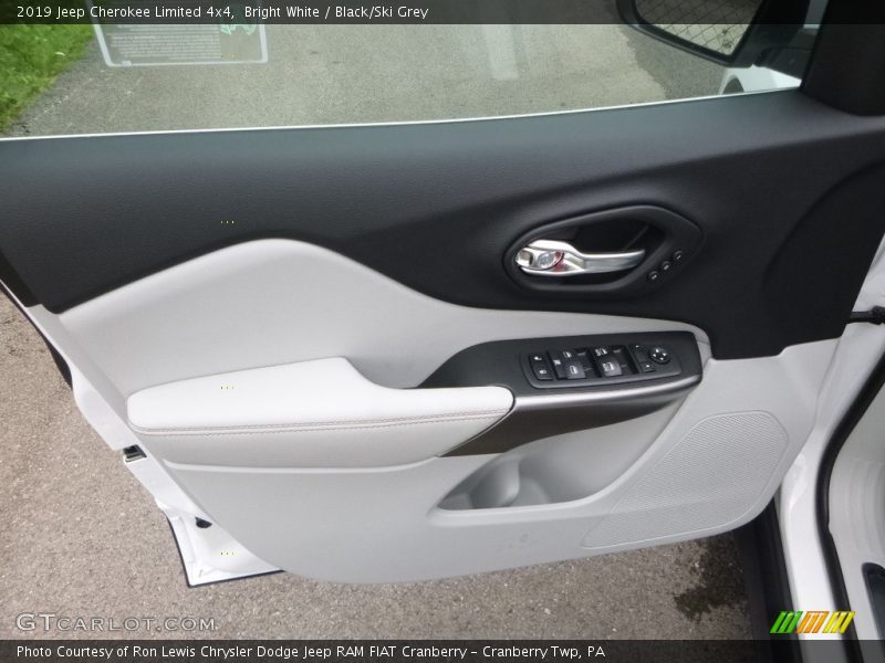 Bright White / Black/Ski Grey 2019 Jeep Cherokee Limited 4x4