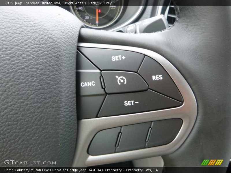 Bright White / Black/Ski Grey 2019 Jeep Cherokee Limited 4x4