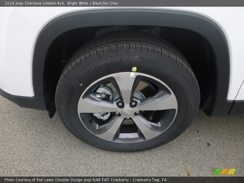 Bright White / Black/Ski Grey 2019 Jeep Cherokee Limited 4x4