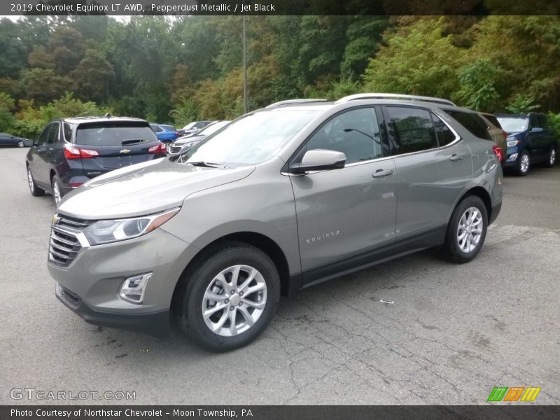 Pepperdust Metallic / Jet Black 2019 Chevrolet Equinox LT AWD