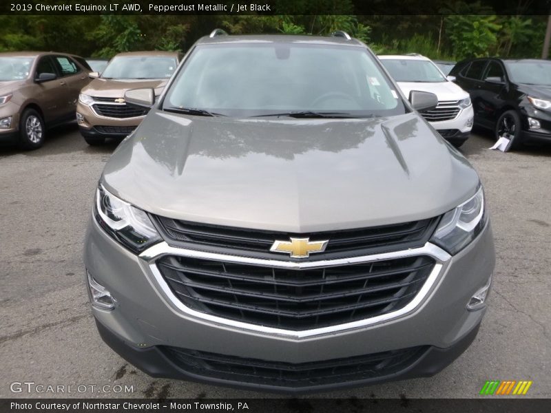 Pepperdust Metallic / Jet Black 2019 Chevrolet Equinox LT AWD