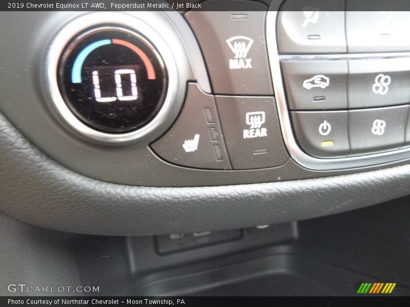 Pepperdust Metallic / Jet Black 2019 Chevrolet Equinox LT AWD