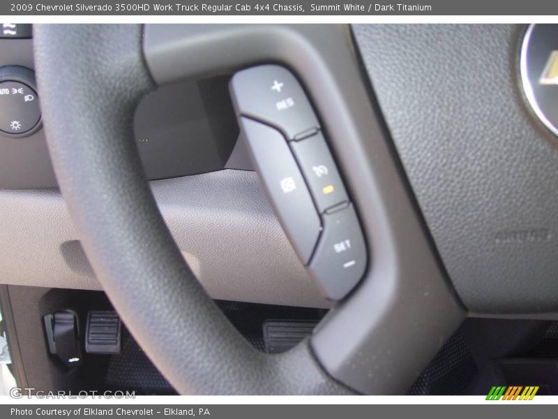Summit White / Dark Titanium 2009 Chevrolet Silverado 3500HD Work Truck Regular Cab 4x4 Chassis