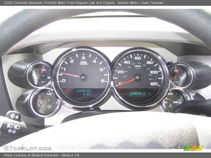 Summit White / Dark Titanium 2009 Chevrolet Silverado 3500HD Work Truck Regular Cab 4x4 Chassis