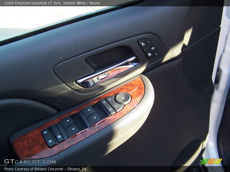 Summit White / Ebony 2009 Chevrolet Suburban LT 4x4