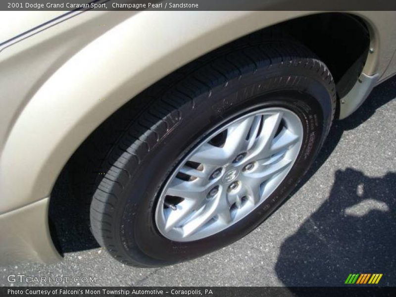 Champagne Pearl / Sandstone 2001 Dodge Grand Caravan Sport