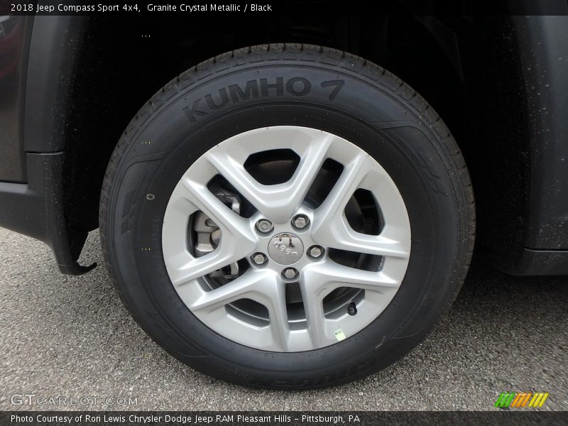 Granite Crystal Metallic / Black 2018 Jeep Compass Sport 4x4