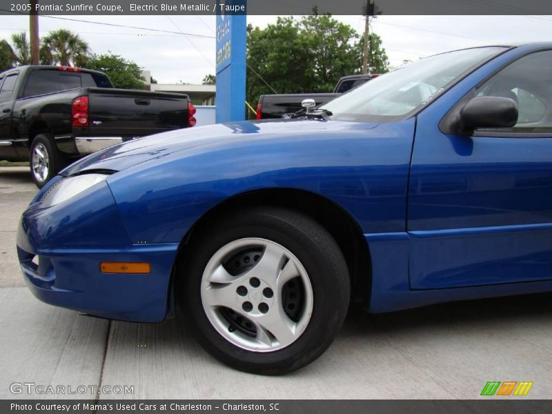 Electric Blue Metallic / Taupe 2005 Pontiac Sunfire Coupe