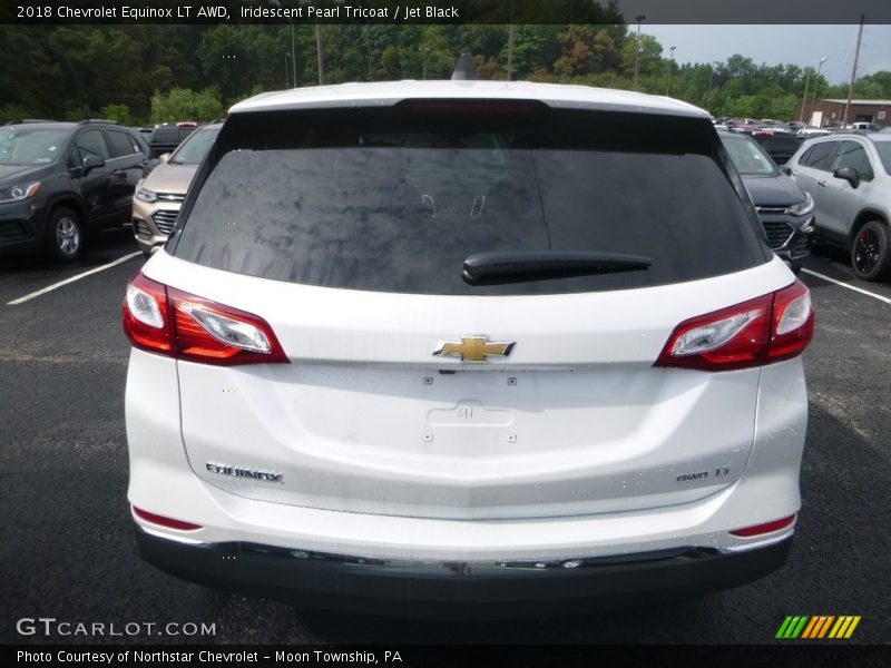 Iridescent Pearl Tricoat / Jet Black 2018 Chevrolet Equinox LT AWD
