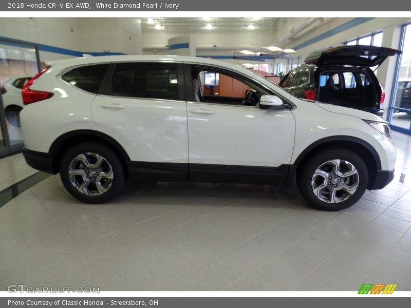 White Diamond Pearl / Ivory 2018 Honda CR-V EX AWD