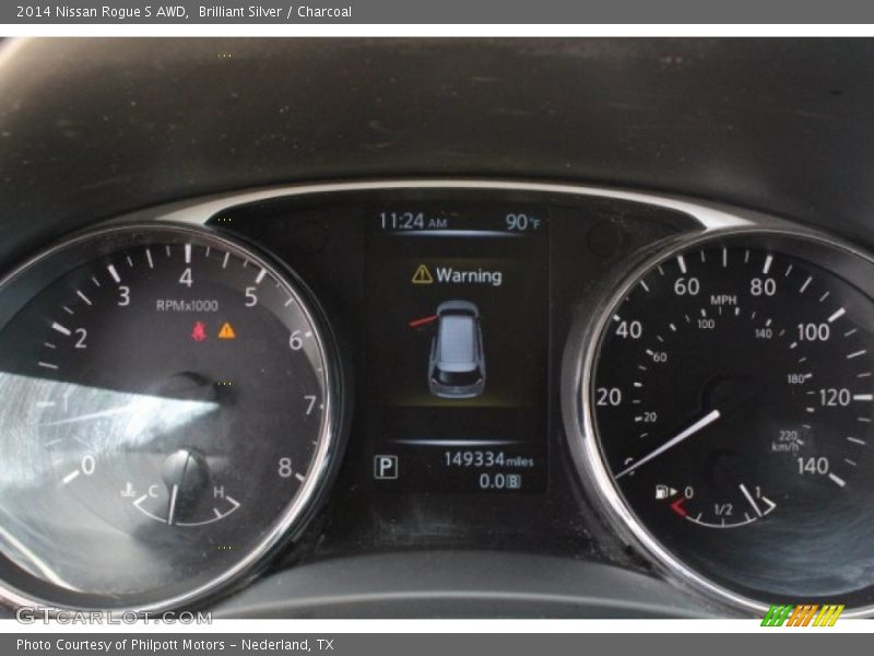 Brilliant Silver / Charcoal 2014 Nissan Rogue S AWD