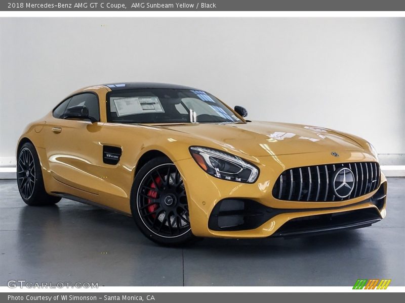 Front 3/4 View of 2018 AMG GT C Coupe