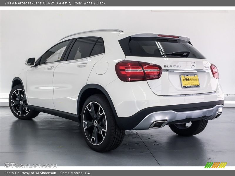 Polar White / Black 2019 Mercedes-Benz GLA 250 4Matic