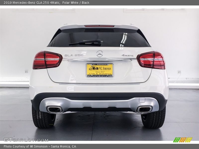 Polar White / Black 2019 Mercedes-Benz GLA 250 4Matic