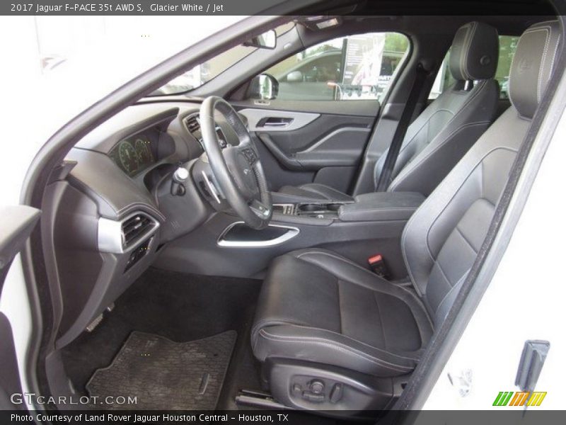 Glacier White / Jet 2017 Jaguar F-PACE 35t AWD S