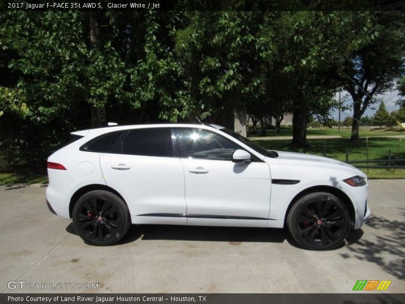 Glacier White / Jet 2017 Jaguar F-PACE 35t AWD S