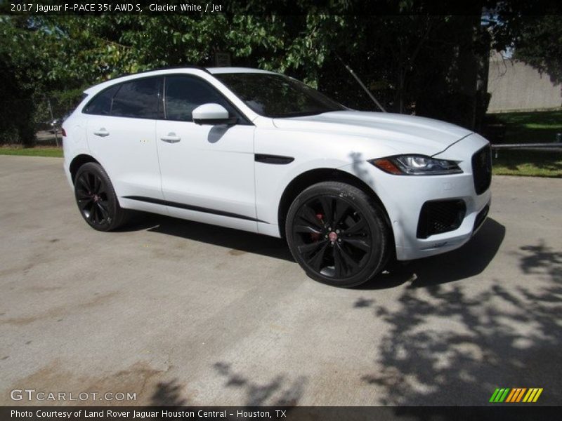 Glacier White / Jet 2017 Jaguar F-PACE 35t AWD S