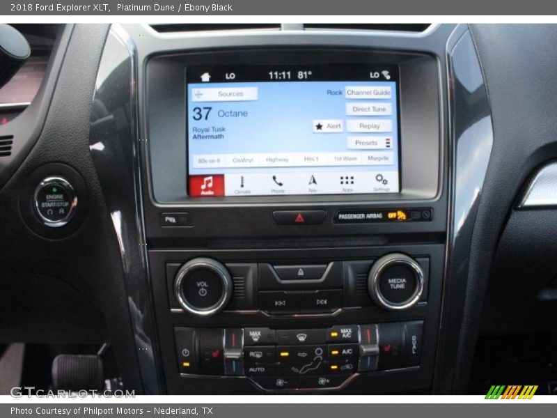 Platinum Dune / Ebony Black 2018 Ford Explorer XLT