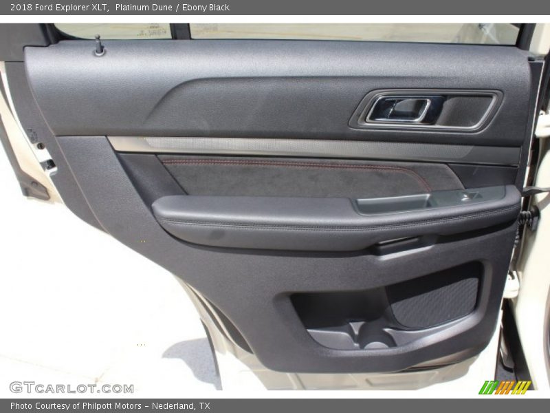 Platinum Dune / Ebony Black 2018 Ford Explorer XLT
