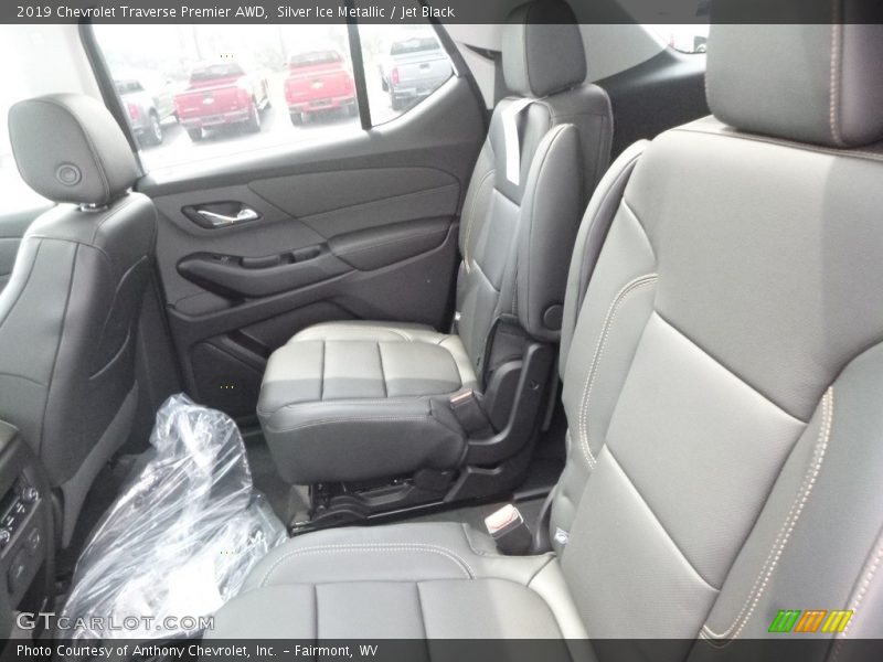 Silver Ice Metallic / Jet Black 2019 Chevrolet Traverse Premier AWD