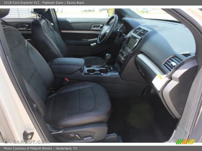Platinum Dune / Ebony Black 2018 Ford Explorer XLT