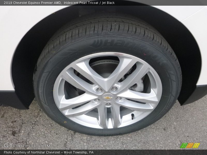Iridescent Pearl Tricoat / Jet Black 2019 Chevrolet Equinox Premier AWD