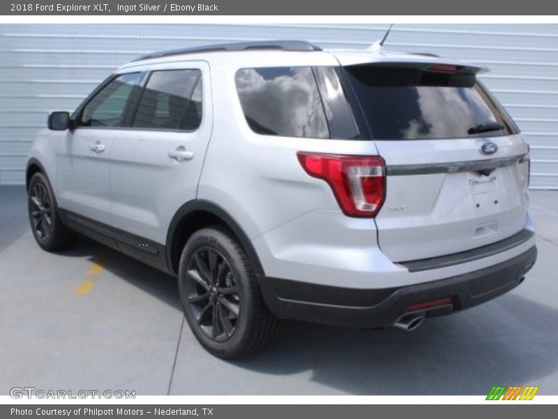 Ingot Silver / Ebony Black 2018 Ford Explorer XLT