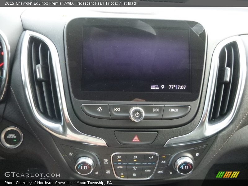 Iridescent Pearl Tricoat / Jet Black 2019 Chevrolet Equinox Premier AWD
