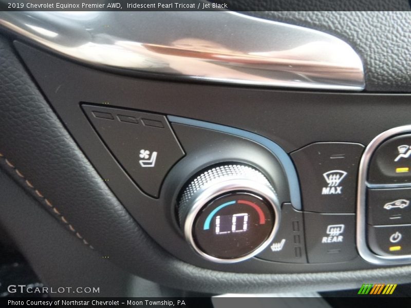 Iridescent Pearl Tricoat / Jet Black 2019 Chevrolet Equinox Premier AWD