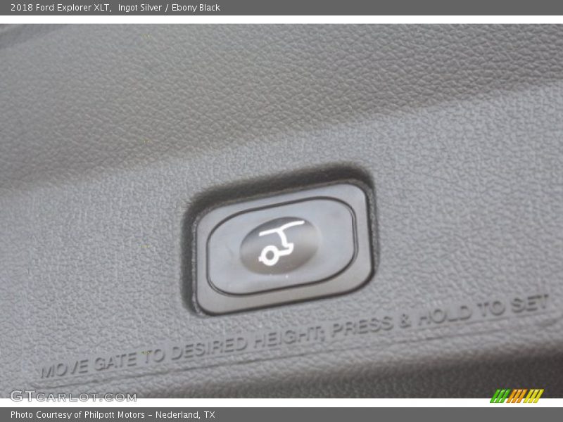 Ingot Silver / Ebony Black 2018 Ford Explorer XLT