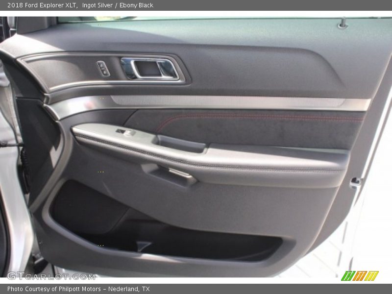 Ingot Silver / Ebony Black 2018 Ford Explorer XLT