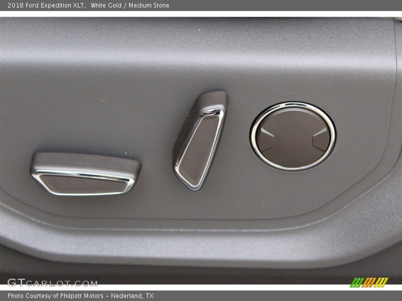White Gold / Medium Stone 2018 Ford Expedition XLT