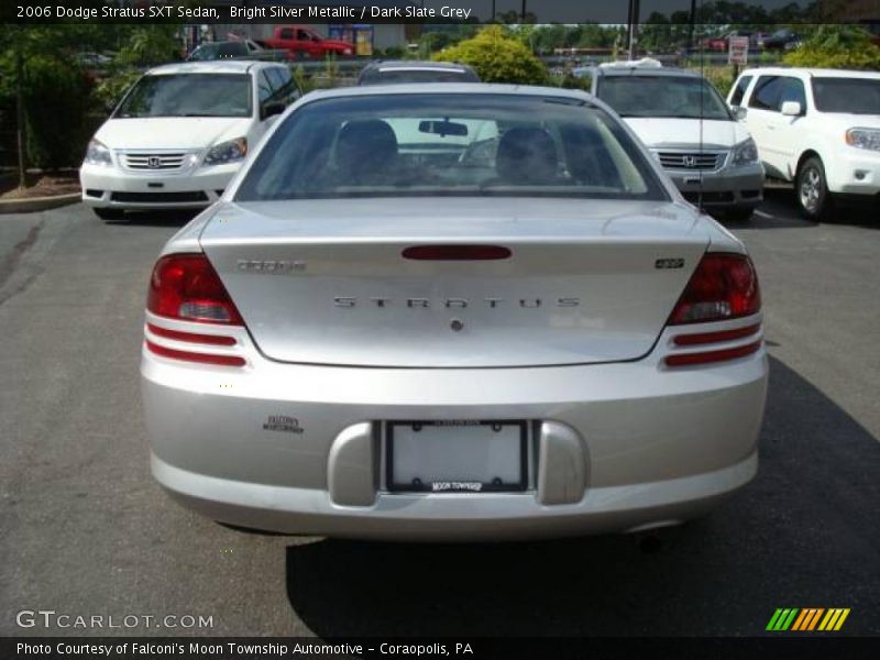 Bright Silver Metallic / Dark Slate Grey 2006 Dodge Stratus SXT Sedan