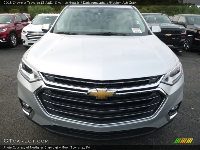 Silver Ice Metallic / Dark Atmosphere/Medium Ash Gray 2018 Chevrolet Traverse LT AWD