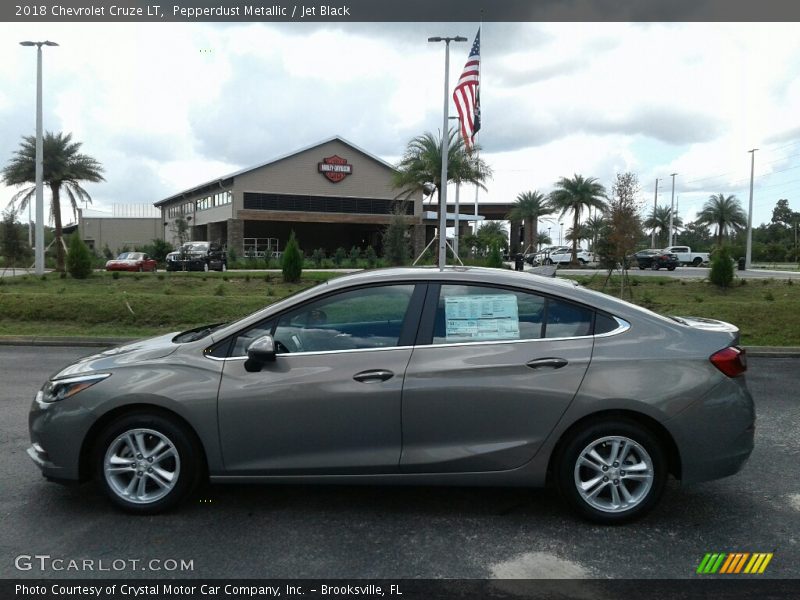 Pepperdust Metallic / Jet Black 2018 Chevrolet Cruze LT