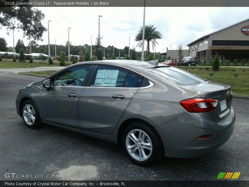 Pepperdust Metallic / Jet Black 2018 Chevrolet Cruze LT