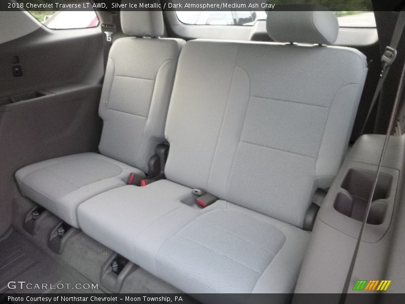 Silver Ice Metallic / Dark Atmosphere/Medium Ash Gray 2018 Chevrolet Traverse LT AWD