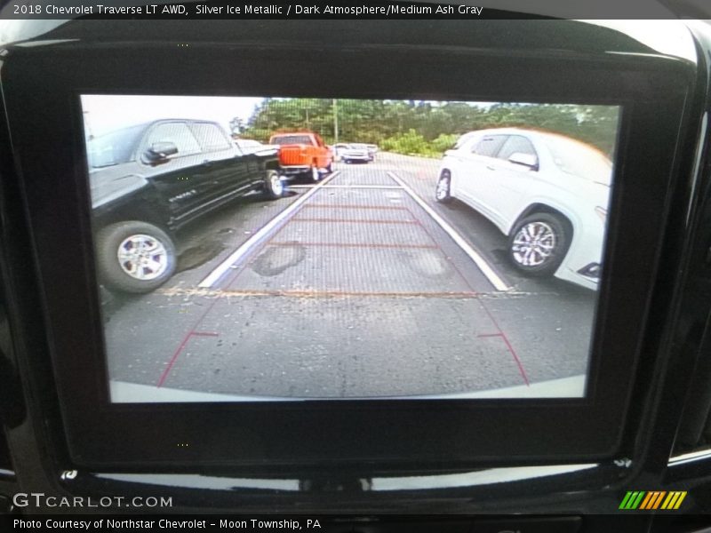 Silver Ice Metallic / Dark Atmosphere/Medium Ash Gray 2018 Chevrolet Traverse LT AWD