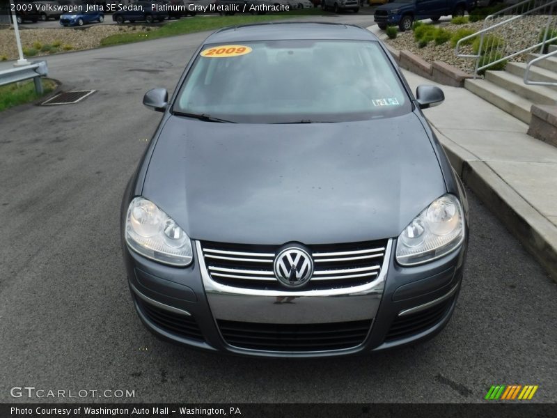 Platinum Gray Metallic / Anthracite 2009 Volkswagen Jetta SE Sedan
